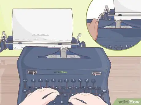 Imagen titulada Use a Manual Typewriter Step 8