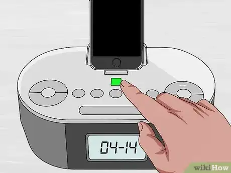 Imagen titulada Set the Clock on iHome Step 36