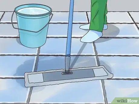 Imagen titulada Polish Tile Floors Step 4