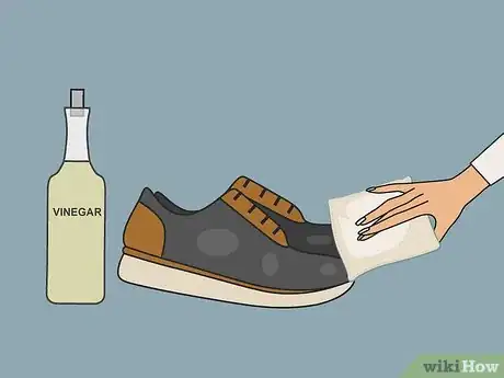 Imagen titulada Repair Shoes Step 17