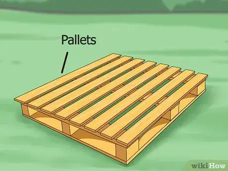 Imagen titulada Take Apart a Pallet Without Breaking It Step 1