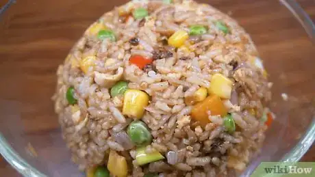 Imagen titulada Make Japanese Fried Rice Step 14