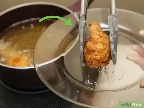 Imagen titulada Make Deep Fried Chicken Step 11