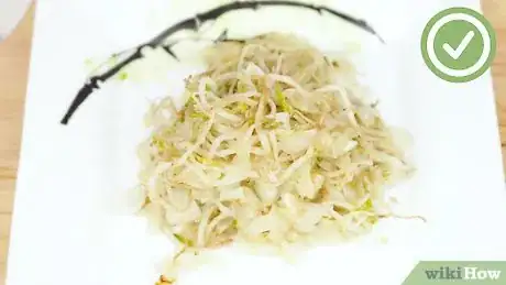 Imagen titulada Cook Bean Sprouts Step 16