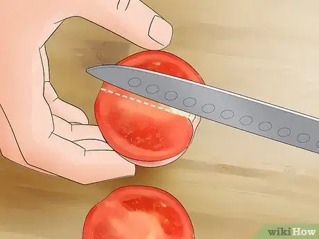 Imagen titulada Cut Tomatoes Step 14