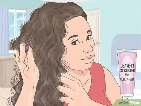 Imagen titulada Take Care of Naturally Curly Hair Step 5