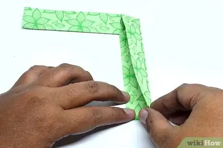 Imagen titulada Make a Paper Boomerang Step 18