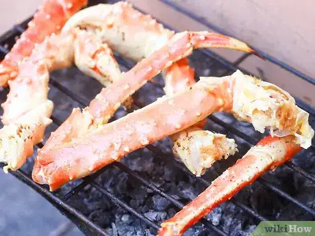 Imagen titulada Cook King Crab Legs Step 22