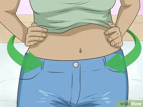 Imagen titulada Hide Belly Fat in Jeans Step 5