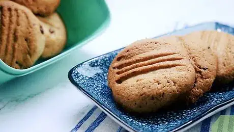 Imagen titulada Make Chocolate Chip Cookies Step 19