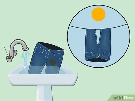 Imagen titulada Get Grease Out of Jeans Step 5