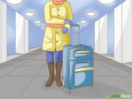 Imagen titulada Pack a Suitcase for a Week Step 10