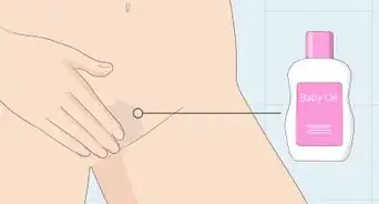 afeitarte el área vaginal con aceite para bebé