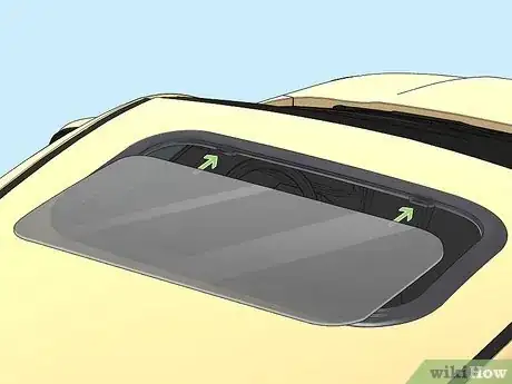 Imagen titulada Add a Sunroof to Your Car Step 19