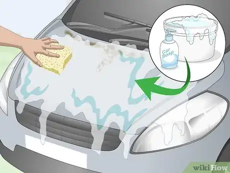 Imagen titulada Paint the Hood of a Car Step 1