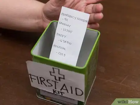 Imagen titulada Make a First Aid Kit for Kids Step 5