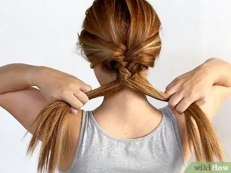 Imagen titulada Do a Fish Tail Plait in Your Hair Step 14