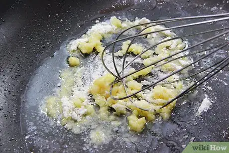 Imagen titulada Thicken Potato Soup Step 1