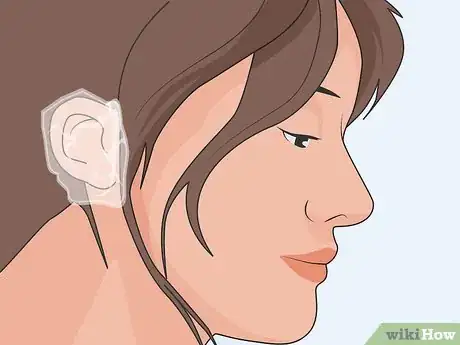 Imagen titulada Cover Your Ear in the Shower Step 2