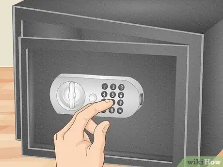 Imagen titulada Open a Digital Safe Without a Key Step 9