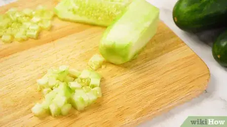 Imagen titulada Slice a Cucumber Step 19