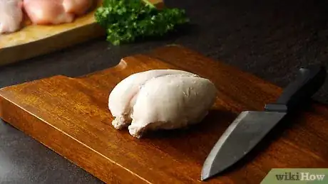 Imagen titulada Debone a Chicken Breast Step 14