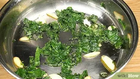 Imagen titulada Cook Spinach Step 19