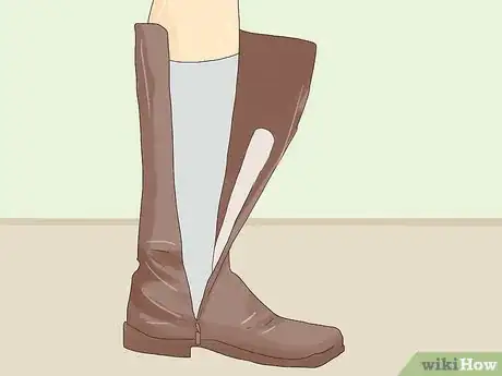 Imagen titulada Keep Boots from Slouching at the Ankle Step 2