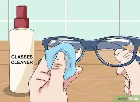 Imagen titulada Clean Polarized Glasses Step 7