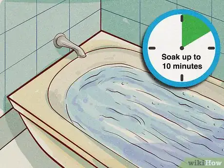 Imagen titulada Do a Bleach Bath Step 10