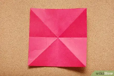 Imagen titulada Cut a Equilateral Triangle from a Square of Paper Step 1