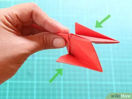 Imagen titulada Fold a Simple Origami Flower Step 6