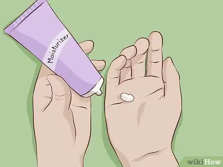 Imagen titulada Apply Moisturizer Step 13