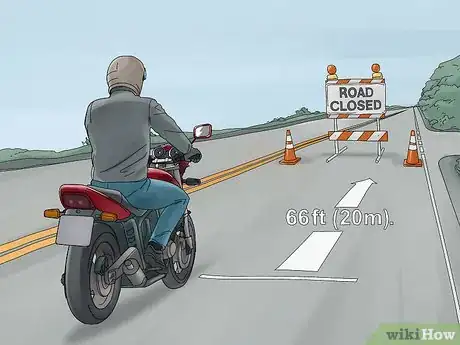 Imagen titulada Brake Properly on a Motorcycle Step 1