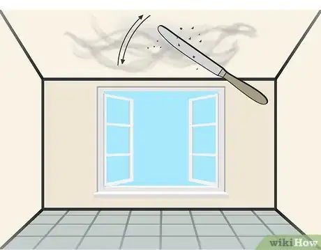 Imagen titulada Clean Smoke Off of a Ceiling Step 11