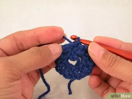 Imagen titulada Crochet a Skull Cap Step 19