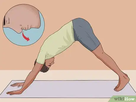 Imagen titulada Perform Downward Facing Dog in Yoga Step 8