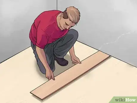 Imagen titulada Avoid Common Problems when Installing Laminate Flooring Step 6