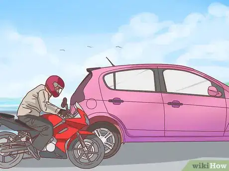 Imagen titulada Avoid an Accident on a Motorcycle Step 2