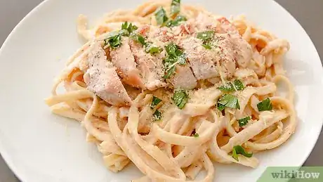 Imagen titulada Cook Chicken Alfredo Step 13