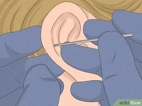 Imagen titulada Is It Safe to Pierce Your Own Cartilage Step 25