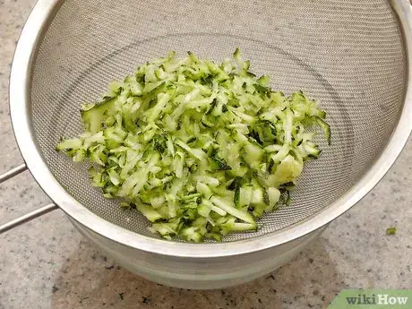 Imagen titulada Cut Zucchini Step 17