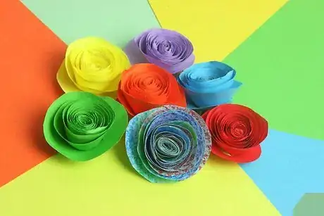 Imagen titulada Make a Rainbow Rose Step 14