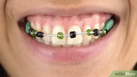 Imagen titulada Make Fake Braces Step 8