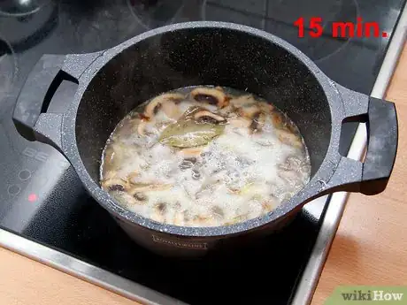 Imagen titulada Make Mushroom Soup Step 8