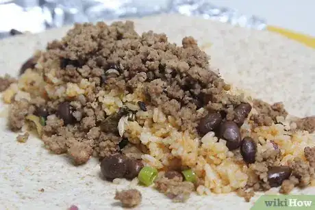 Imagen titulada Make Burritos Step 8