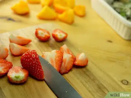 Imagen titulada Make Fruit Salad Step 1