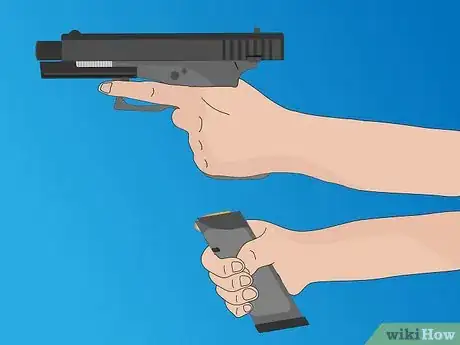 Imagen titulada Reload a Pistol and Clear Malfunctions Step 3