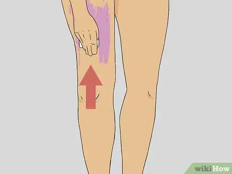 Imagen titulada Shave Your Legs Step 26