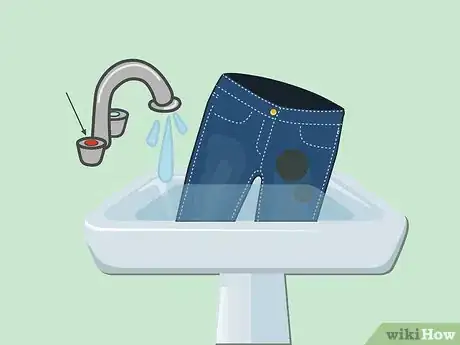 Imagen titulada Get Grease Out of Jeans Step 3